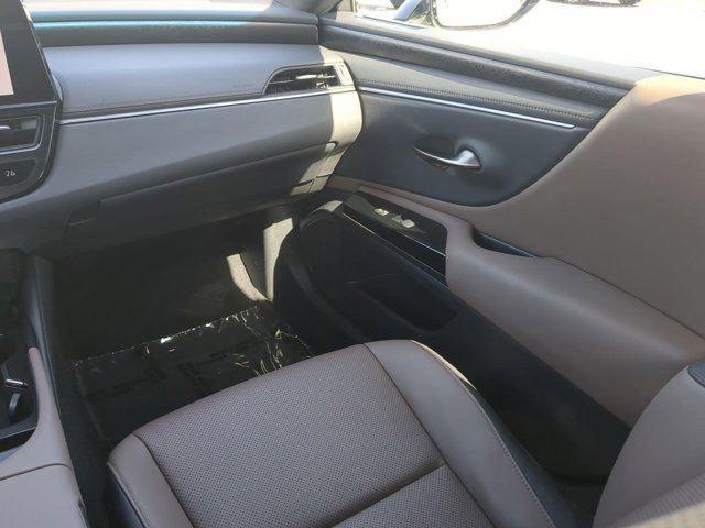 used 2024 Lexus ES 350 car