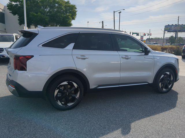 used 2025 Kia Sorento Hybrid car, priced at $36,982
