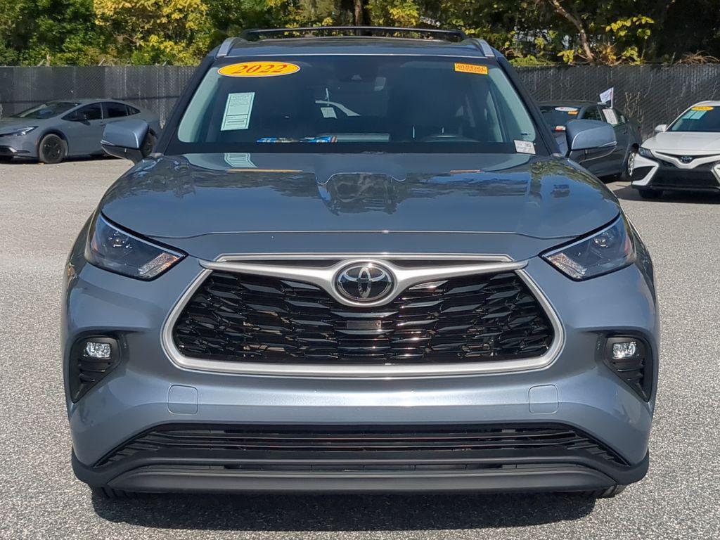 used 2022 Toyota Highlander car, priced at $30,982