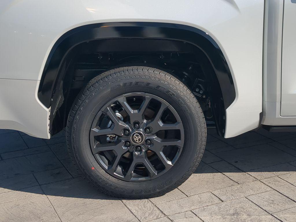 new 2025 Toyota Tundra Hybrid car, priced at $77,808