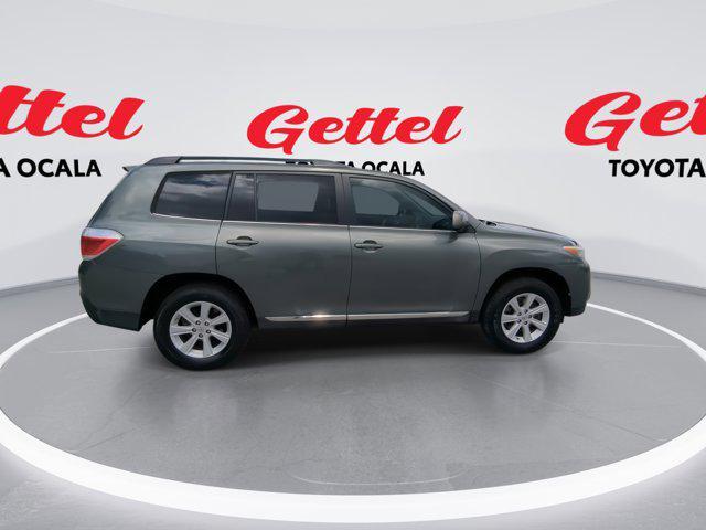 used 2013 Toyota Highlander car, priced at $16,981