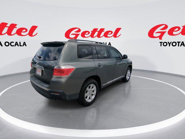 used 2013 Toyota Highlander car, priced at $16,981