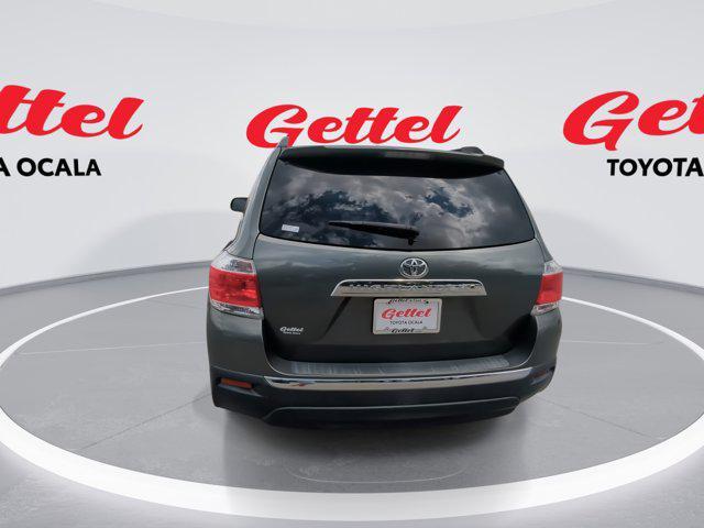 used 2013 Toyota Highlander car, priced at $16,981
