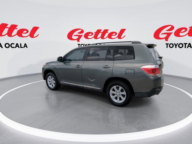 used 2013 Toyota Highlander car, priced at $16,981