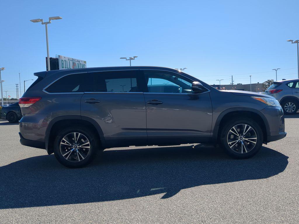 used 2019 Toyota Highlander car, priced at $17,981