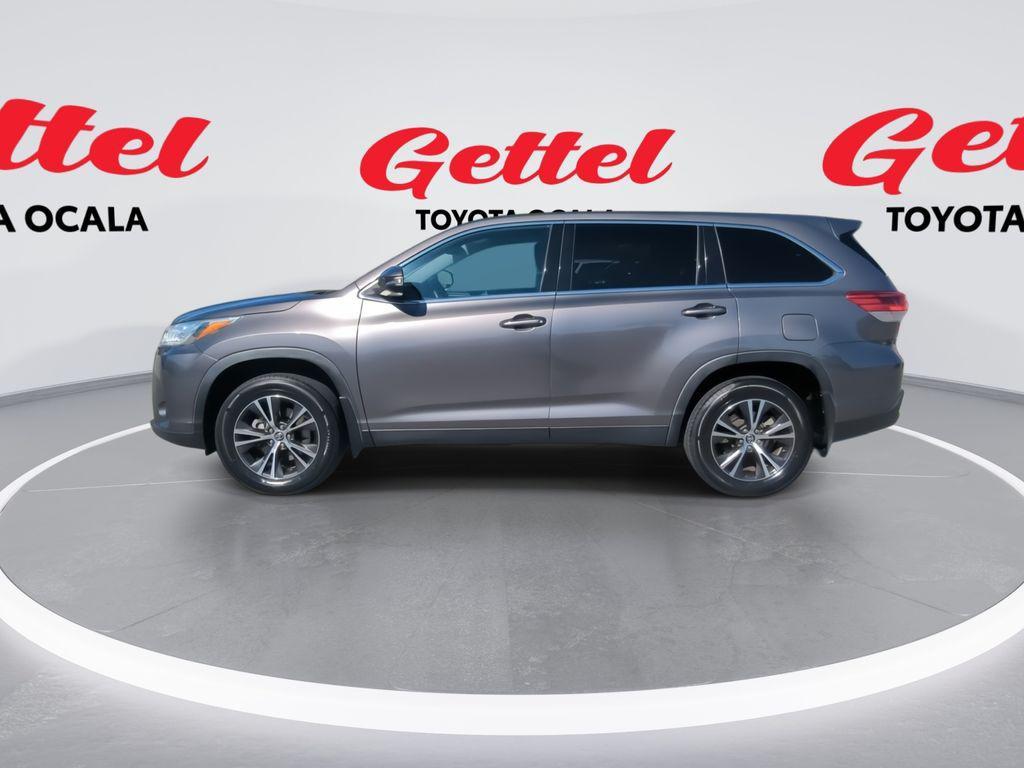 used 2019 Toyota Highlander car, priced at $17,981
