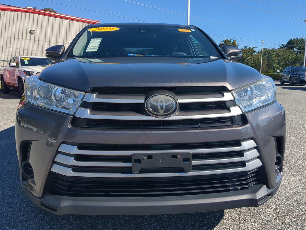 used 2019 Toyota Highlander car, priced at $17,981