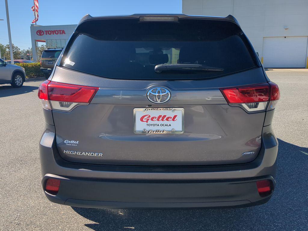 used 2019 Toyota Highlander car, priced at $17,981