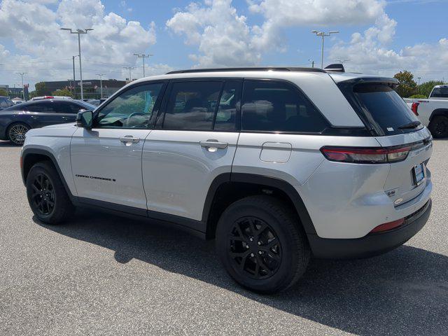 used 2025 Jeep Grand Cherokee car, priced at $38,881
