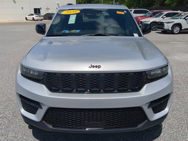 used 2025 Jeep Grand Cherokee car, priced at $38,881