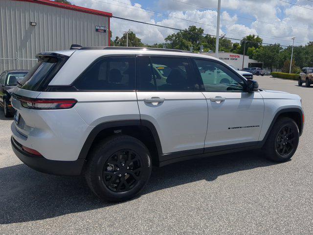 used 2025 Jeep Grand Cherokee car, priced at $38,881