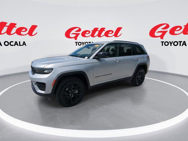 used 2025 Jeep Grand Cherokee car, priced at $38,881