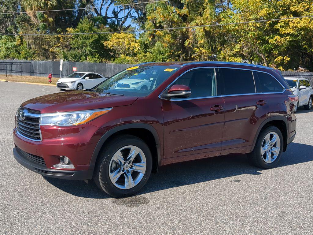 used 2015 Toyota Highlander car, priced at $18,582