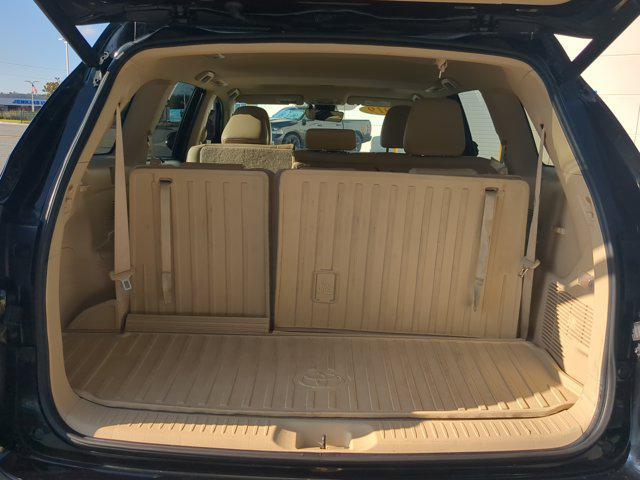 used 2019 Toyota Highlander Hybrid car, priced at $22,985