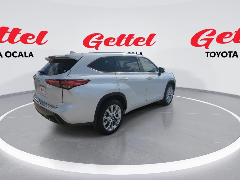 used 2023 Toyota Highlander car, priced at $40,481