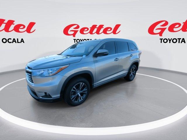 used 2016 Toyota Highlander car, priced at $18,981