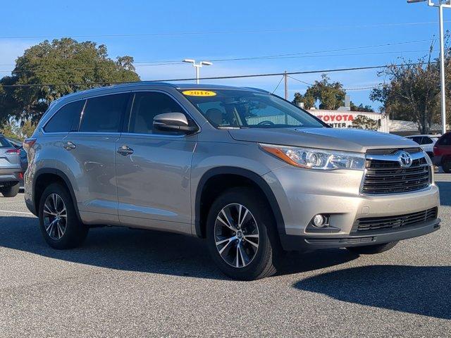 used 2016 Toyota Highlander car, priced at $18,981