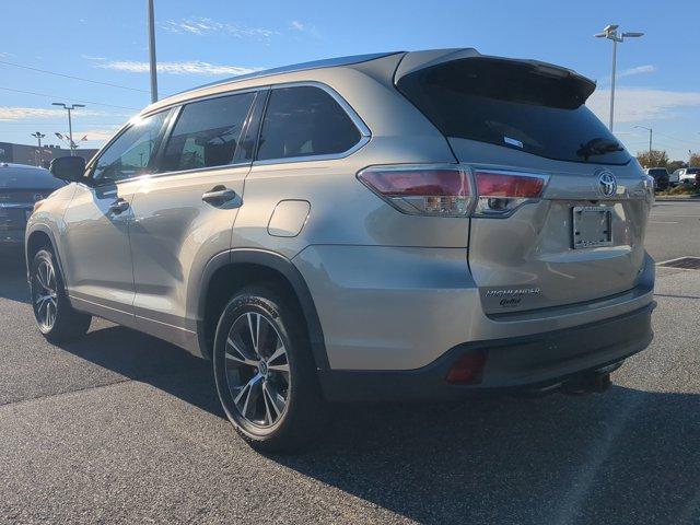 used 2016 Toyota Highlander car, priced at $18,981