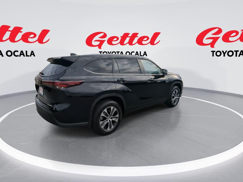 new 2026 Toyota Highlander car, priced at $48,832