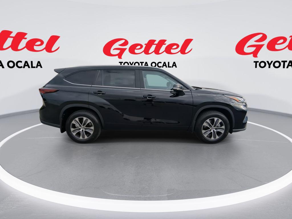 new 2026 Toyota Highlander car, priced at $48,832