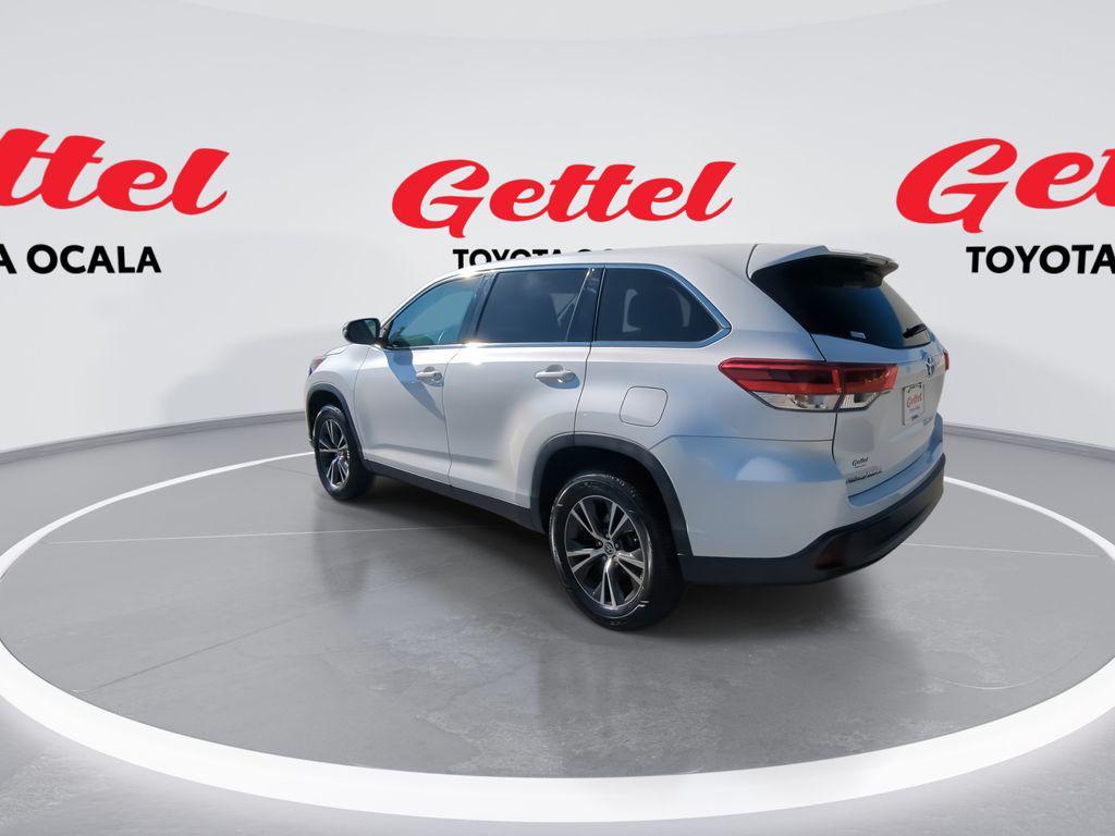 used 2019 Toyota Highlander car, priced at $18,881