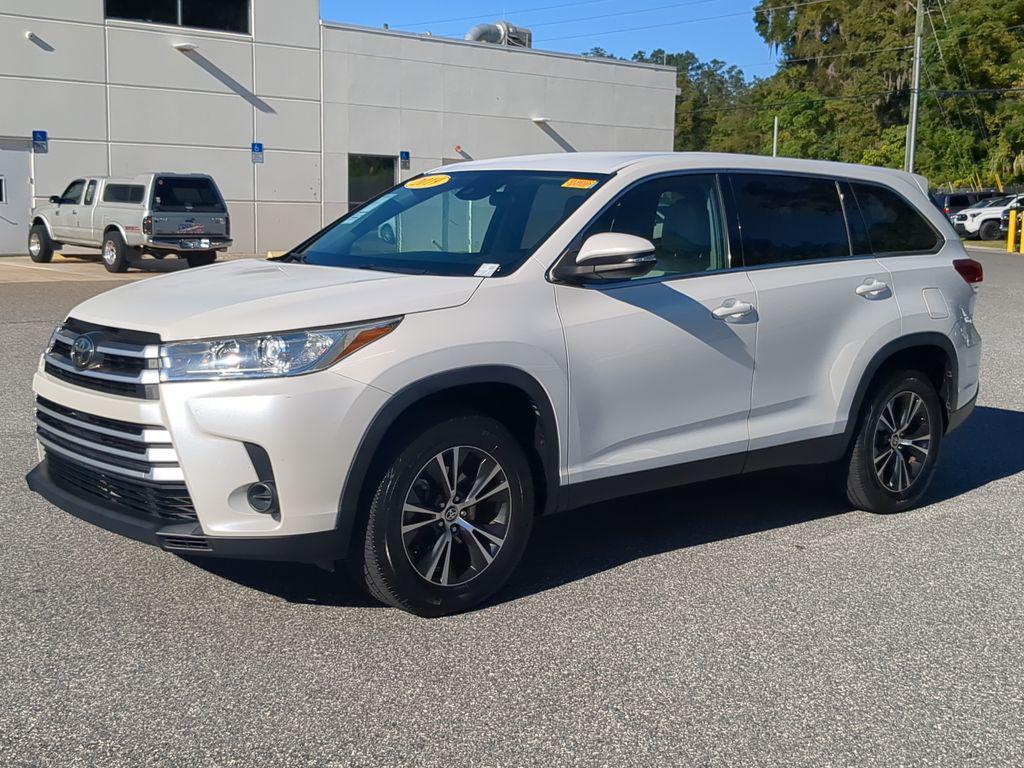 used 2019 Toyota Highlander car, priced at $18,881