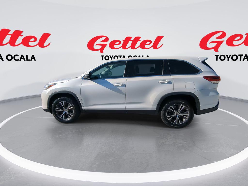 used 2019 Toyota Highlander car, priced at $18,881
