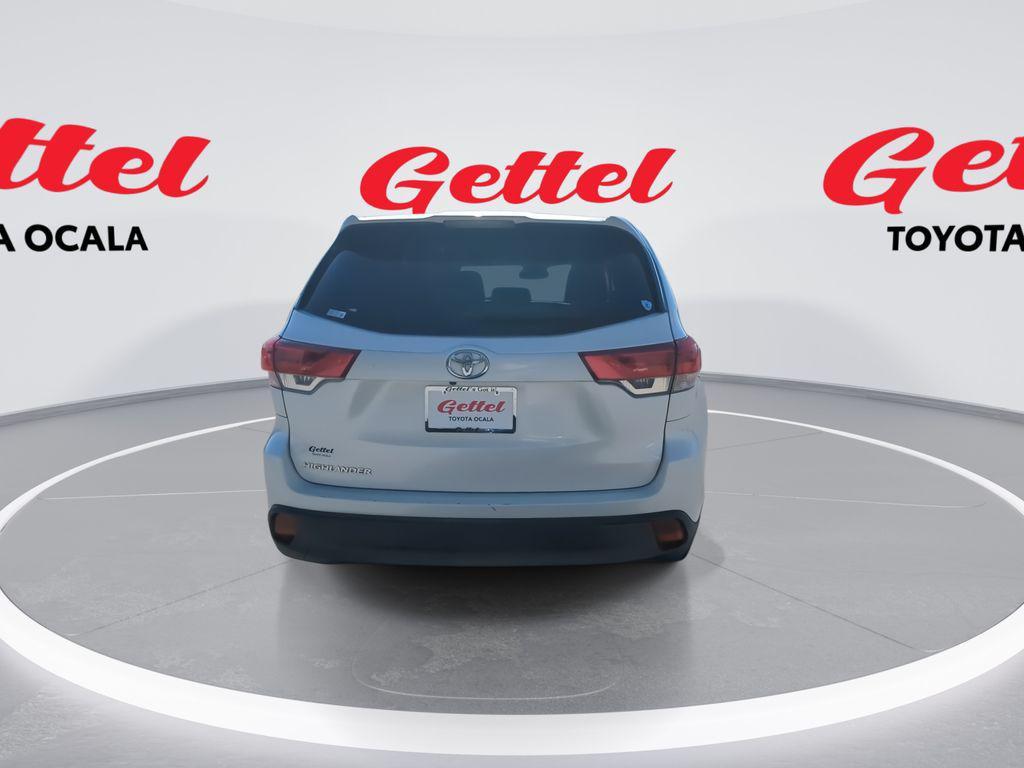 used 2019 Toyota Highlander car, priced at $18,881