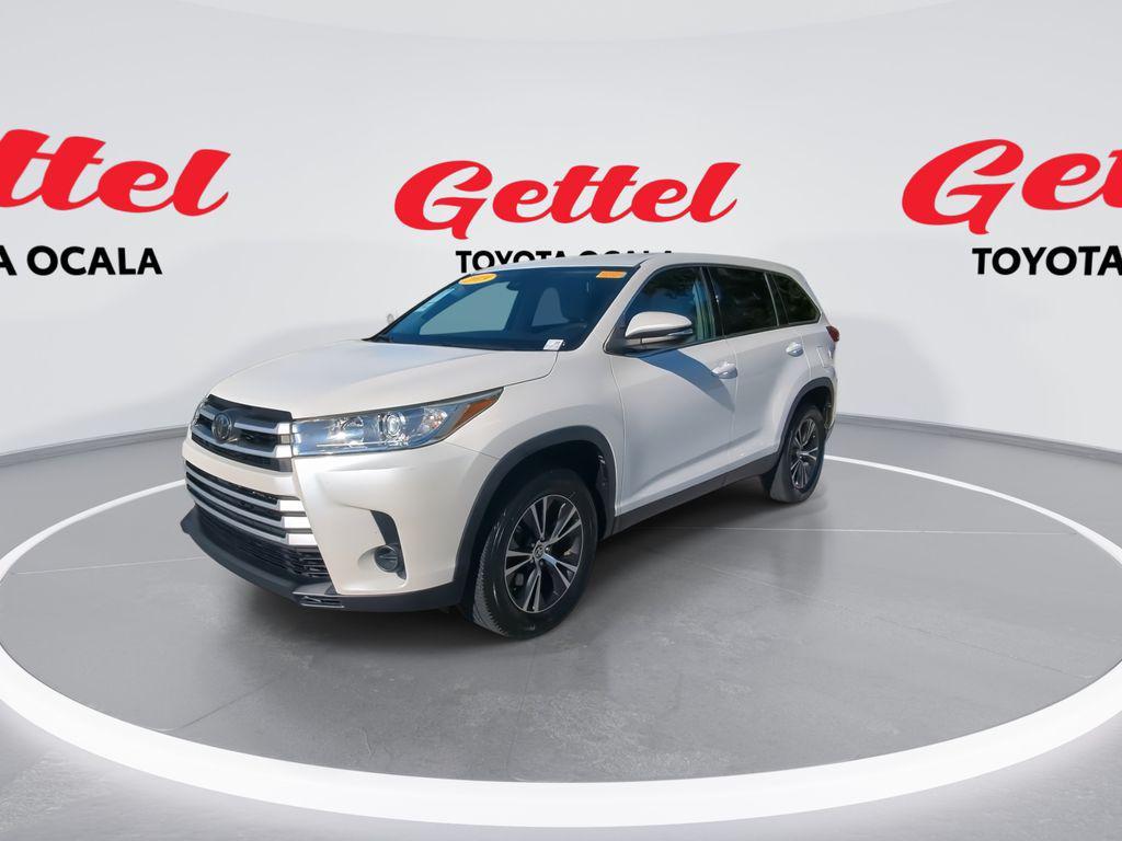 used 2019 Toyota Highlander car, priced at $18,881