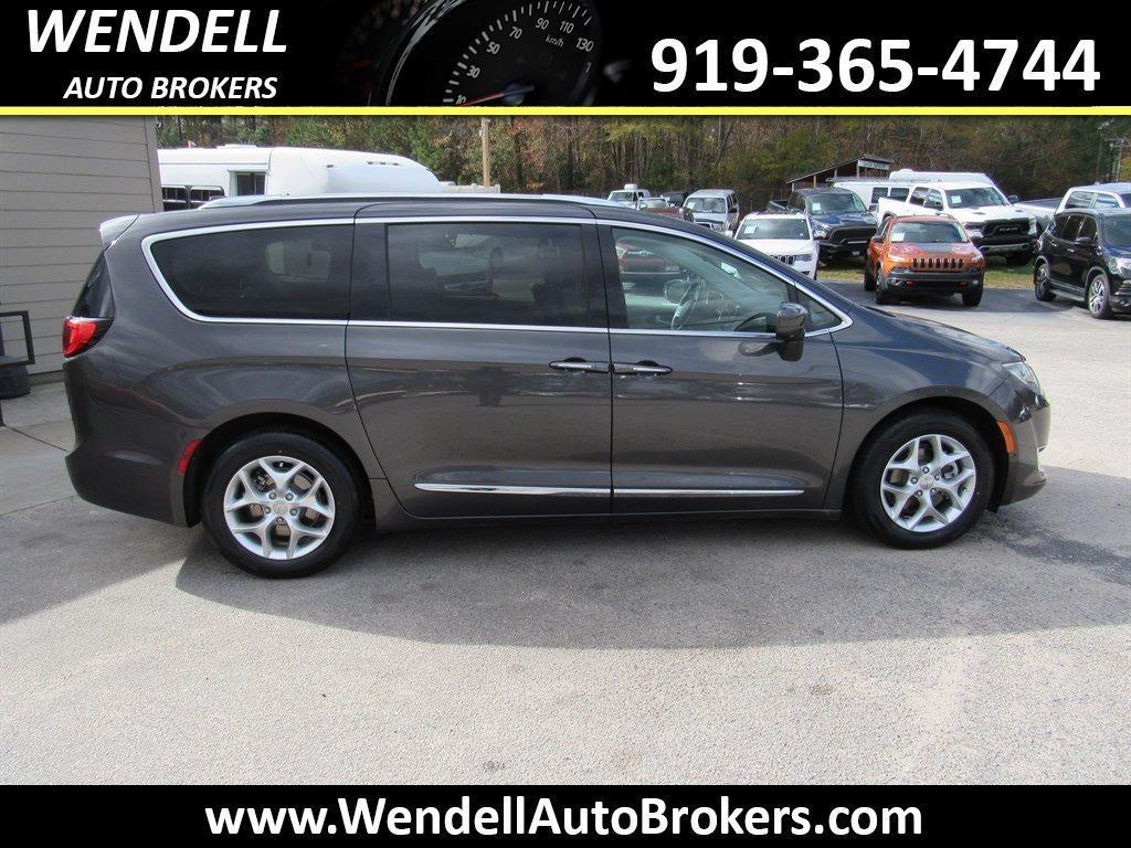used 2020 Chrysler Pacifica car, priced at $16,384