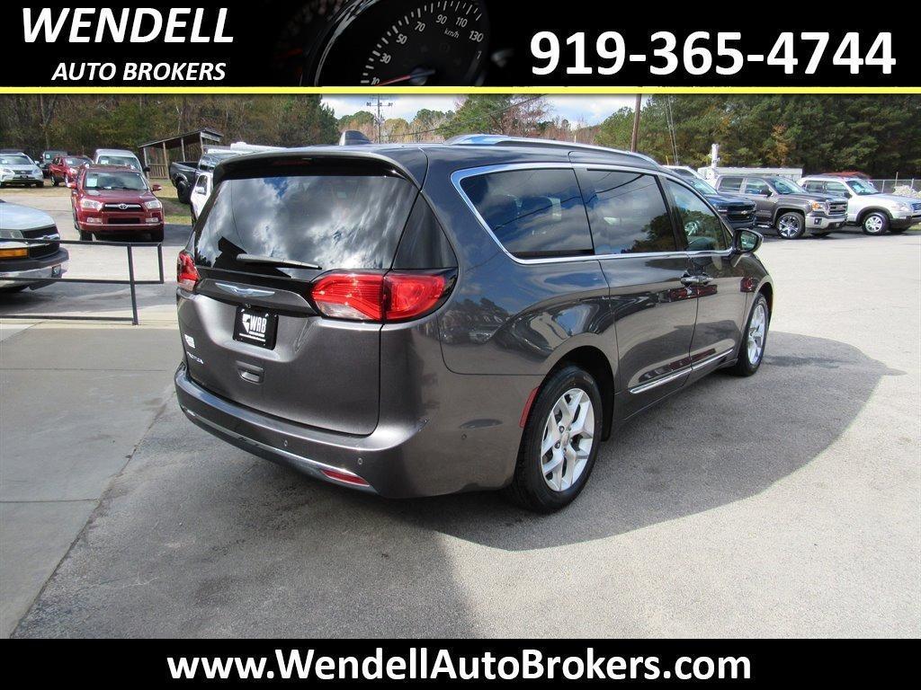 used 2020 Chrysler Pacifica car, priced at $16,384