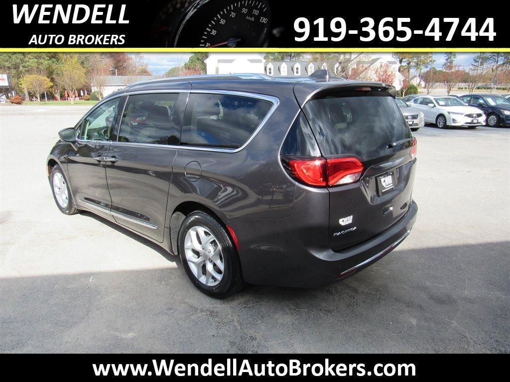 used 2020 Chrysler Pacifica car, priced at $16,384