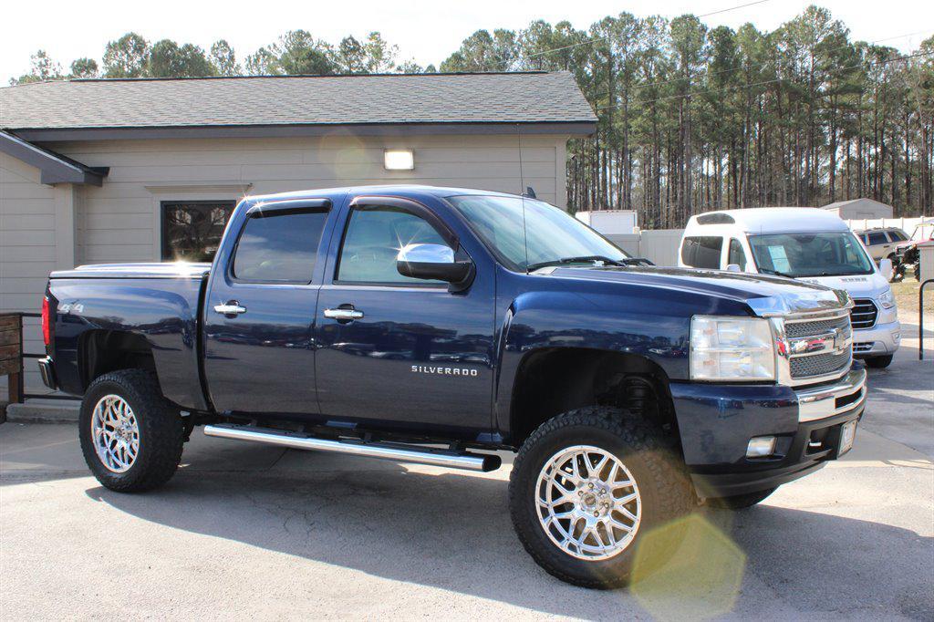 used 2011 Chevrolet Silverado 1500 car, priced at $16,495
