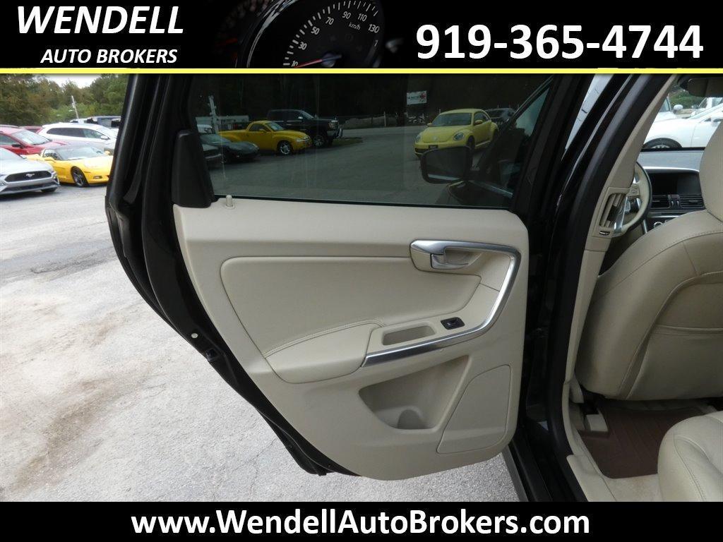 used 2015 Volvo XC60 car, priced at $10,986