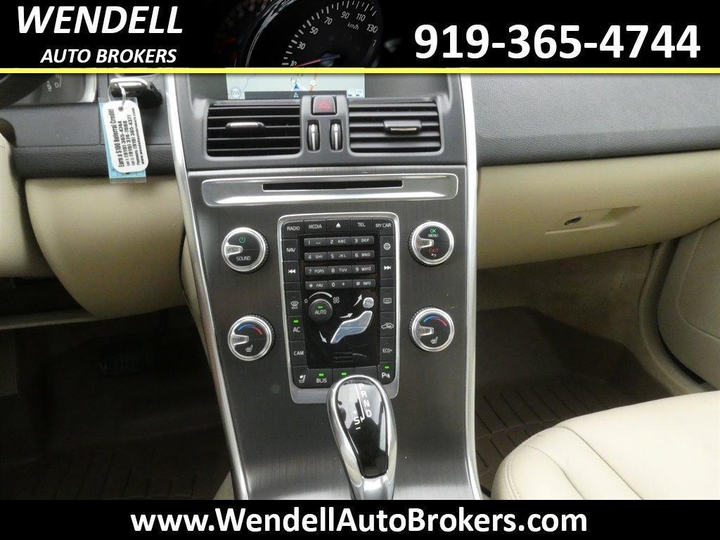 used 2015 Volvo XC60 car, priced at $10,986