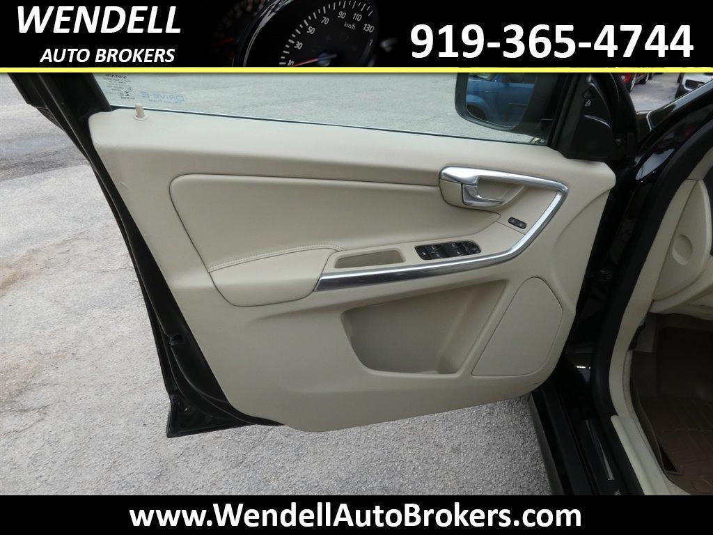 used 2015 Volvo XC60 car, priced at $10,986