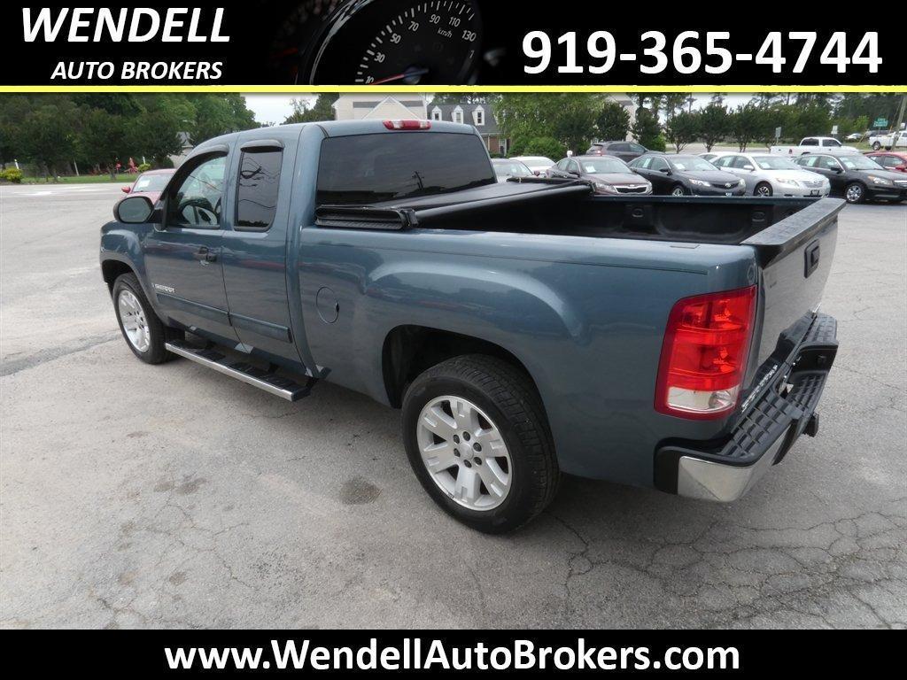 used 2007 GMC Sierra 1500 car, priced at $9,995