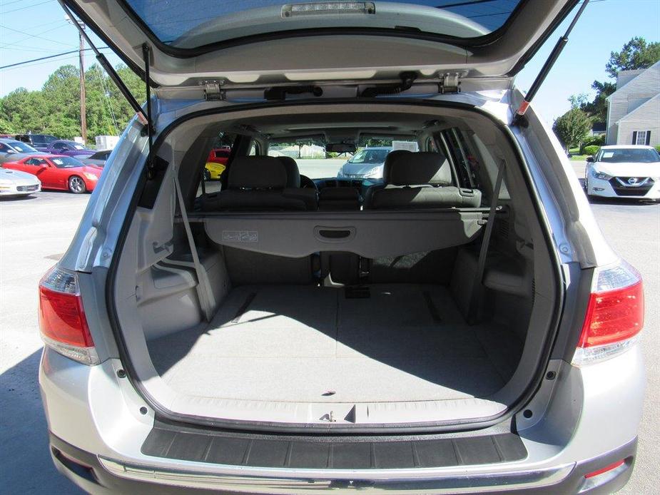 used 2011 Toyota Highlander car