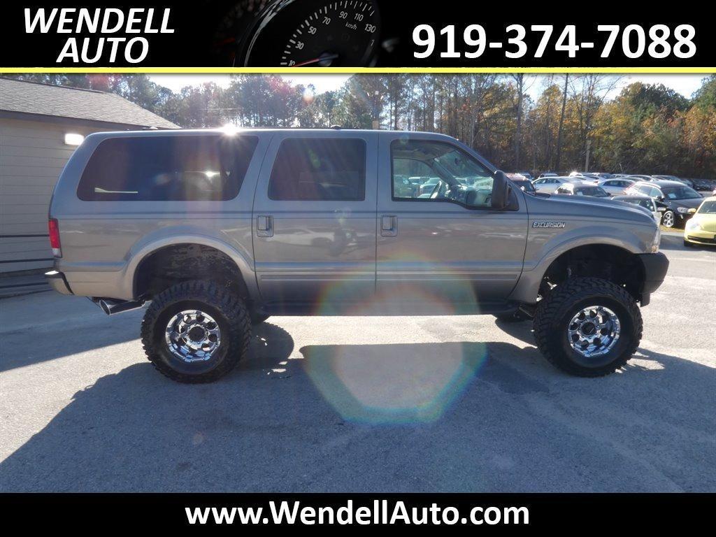 used 2004 Ford Excursion car, priced at $16,862