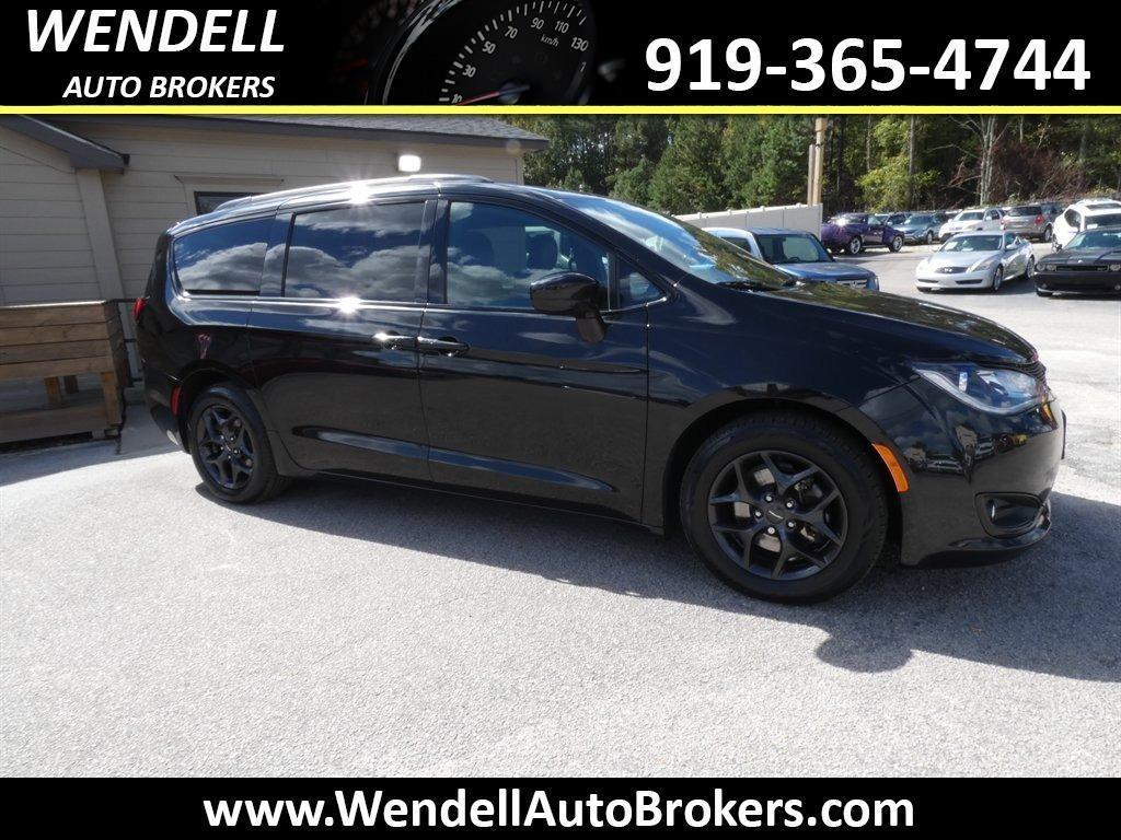 used 2018 Chrysler Pacifica car, priced at $11,864