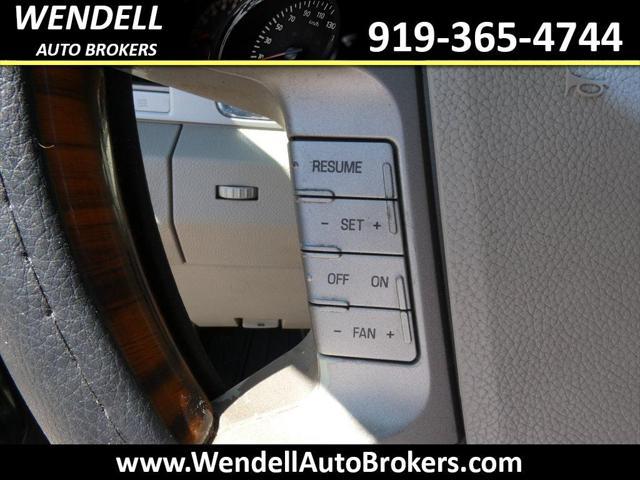 used 2008 Lincoln Navigator car, priced at $6,495