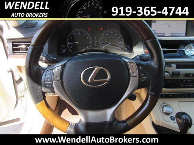 used 2013 Lexus ES 350 car, priced at $10,825
