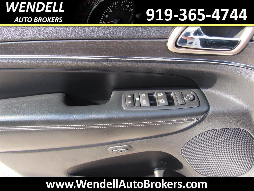 used 2017 Jeep Grand Cherokee car, priced at $14,985