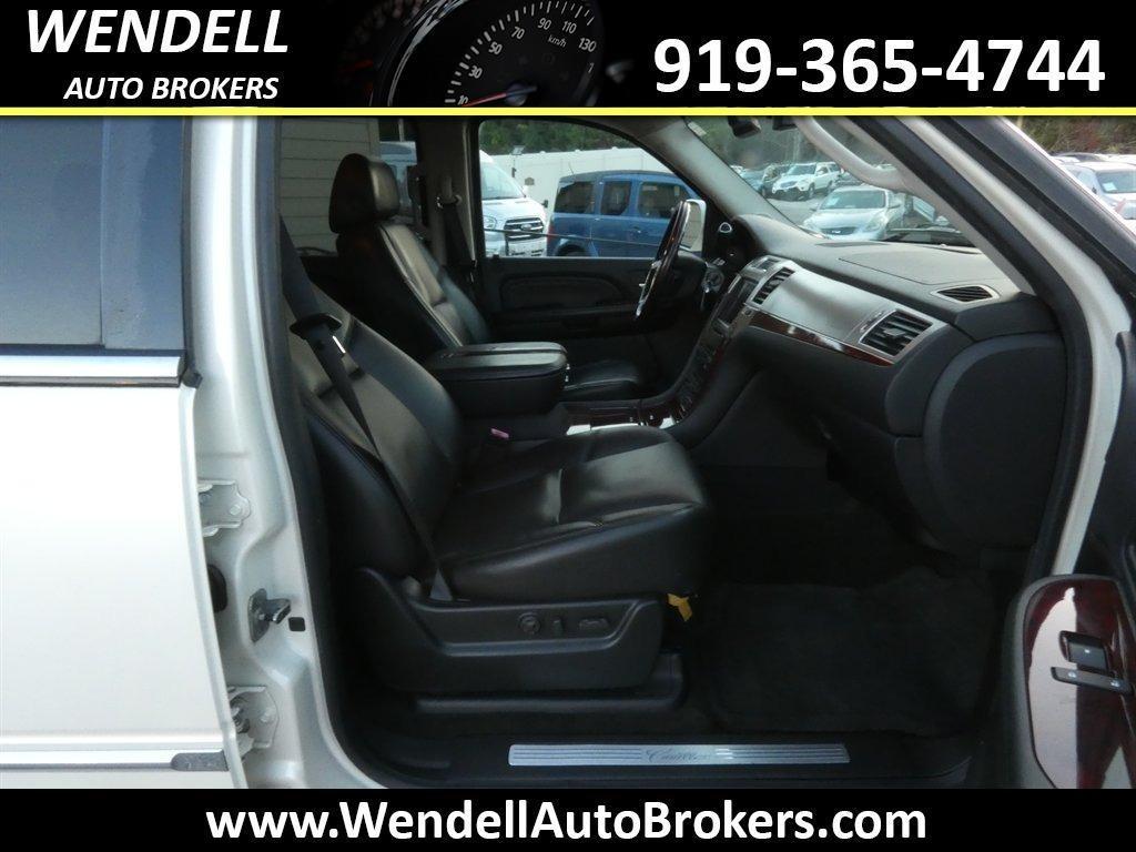 used 2008 Cadillac Escalade car, priced at $12,462