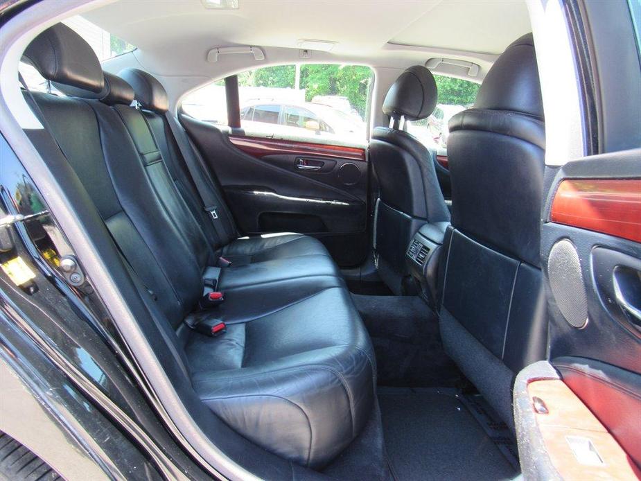 used 2007 Lexus LS 460 car, priced at $6,495