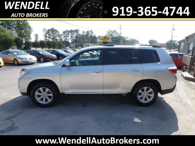used 2012 Toyota Highlander car, priced at $10,898