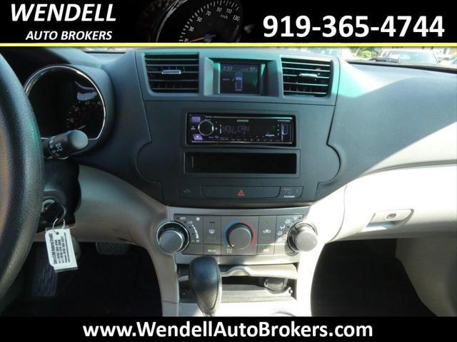 used 2012 Toyota Highlander car, priced at $10,898