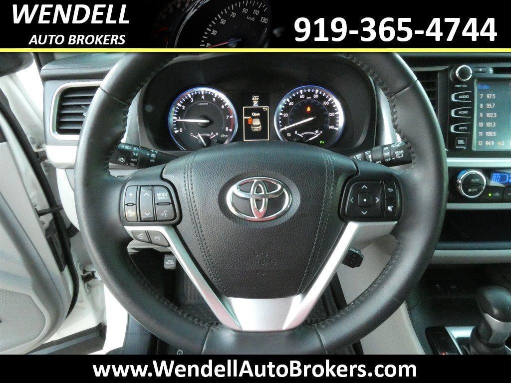 used 2016 Toyota Highlander car, priced at $19,962