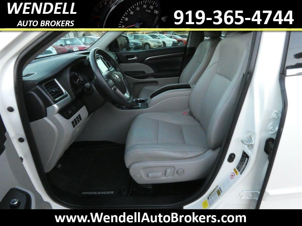 used 2016 Toyota Highlander car, priced at $19,962