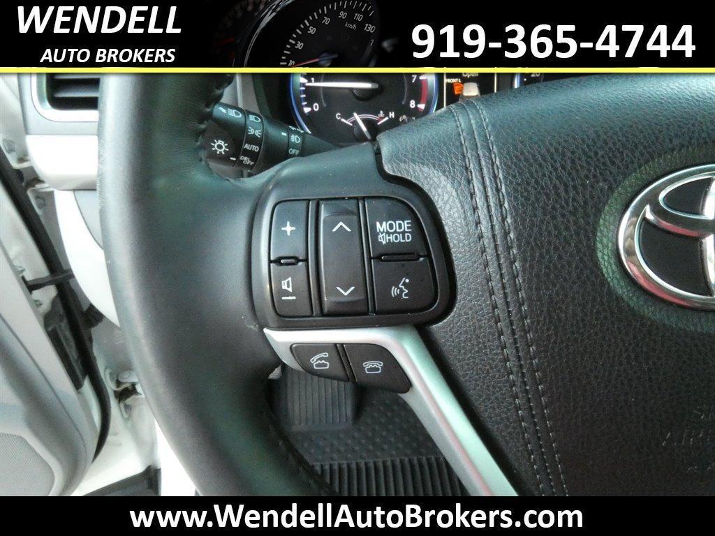 used 2016 Toyota Highlander car, priced at $19,962